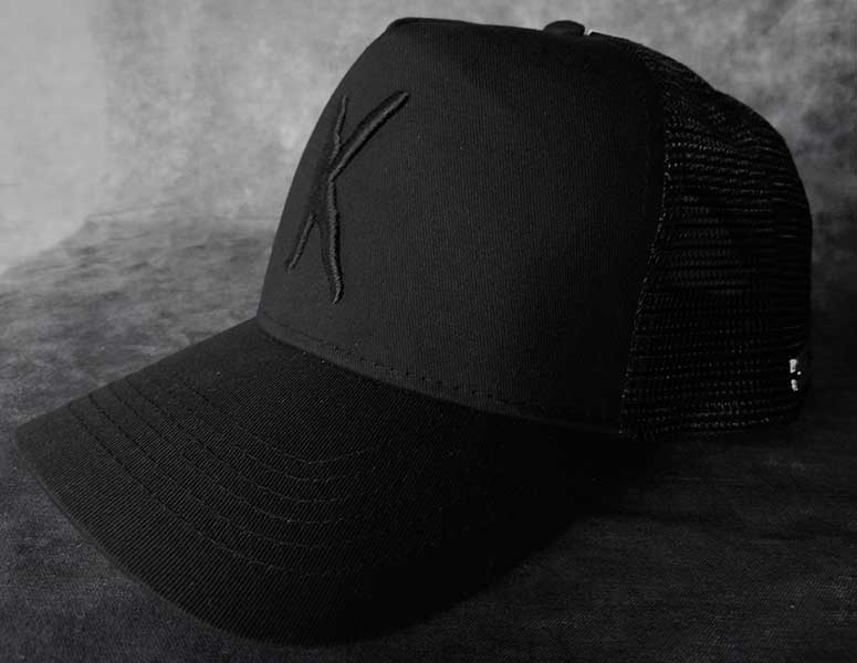 Kampfar-K-trucker-cap